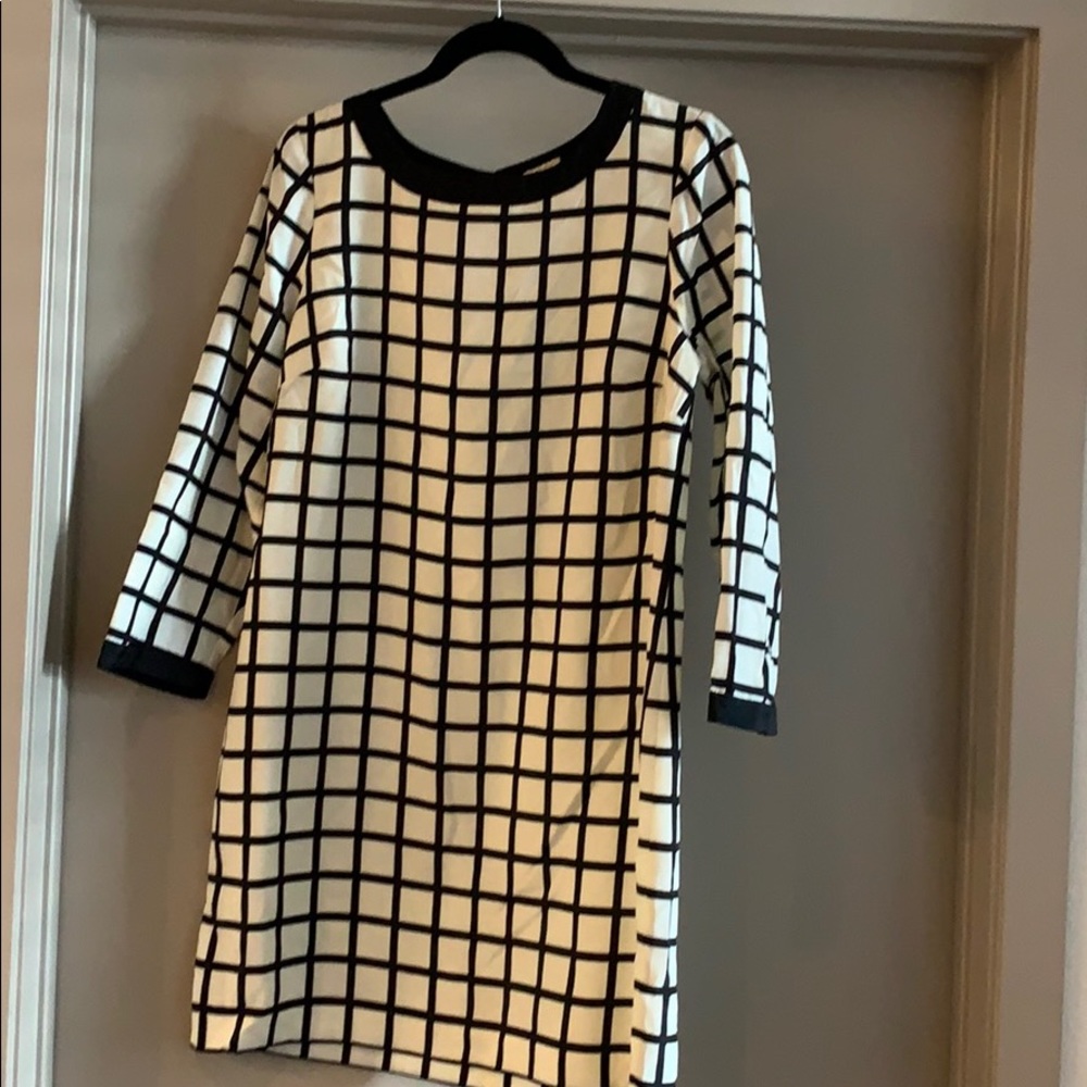 Mod geometric shift dress